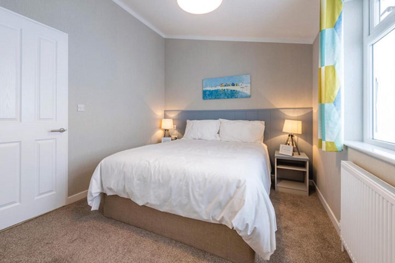 Newperran Holiday Park New Quay Екстериор снимка