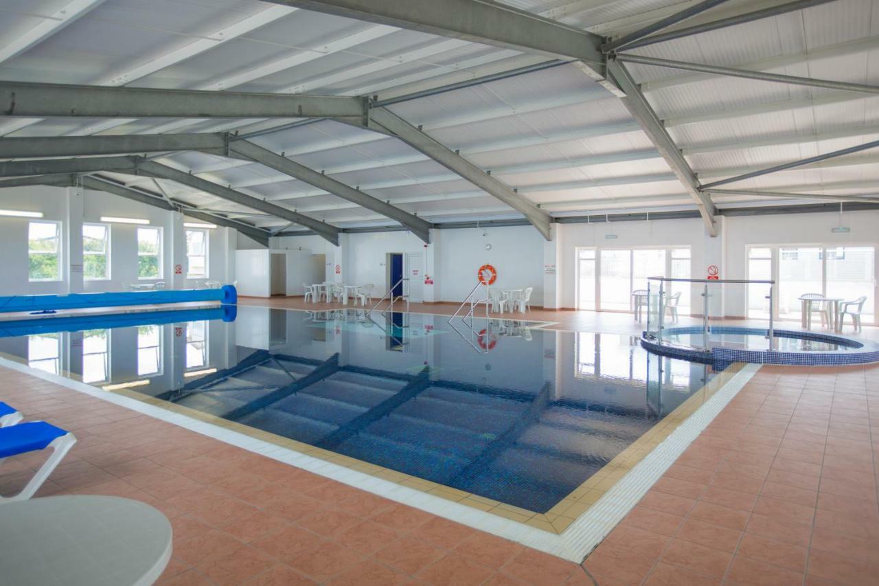 Newperran Holiday Park New Quay Екстериор снимка